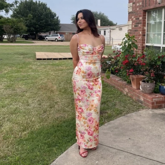 Floral Maxi Dresses